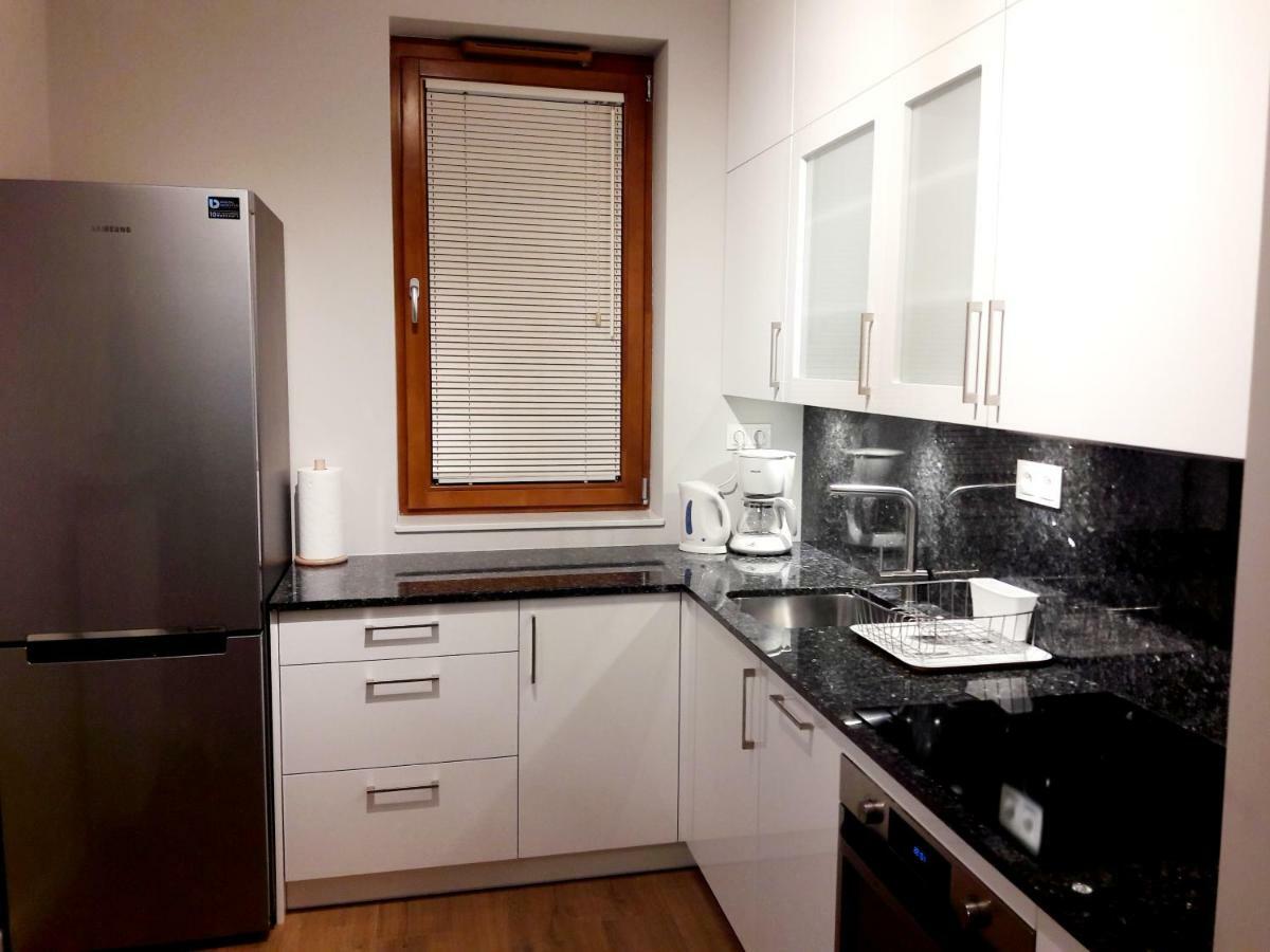 דירות ורשה Modern & Quiet In Royal Wilanow With Netflix מראה חיצוני תמונה