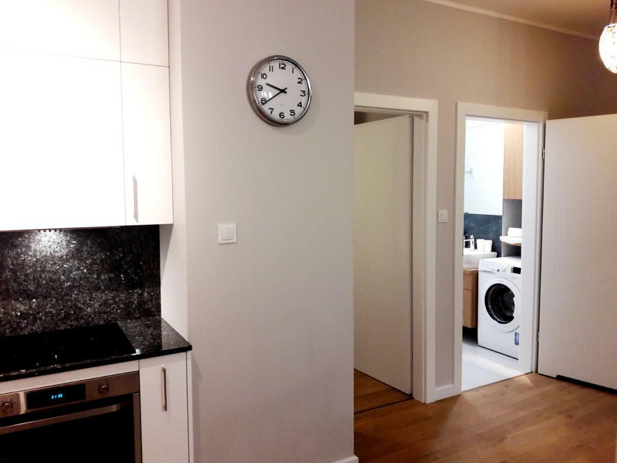 דירות ורשה Modern & Quiet In Royal Wilanow With Netflix מראה חיצוני תמונה